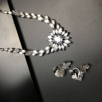 Bridal Colorful Zircon Necklace Personalized Flower Jewelry