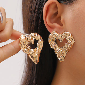 Exaggerated Heart Earrings
