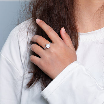 Elegant Diamond Ring