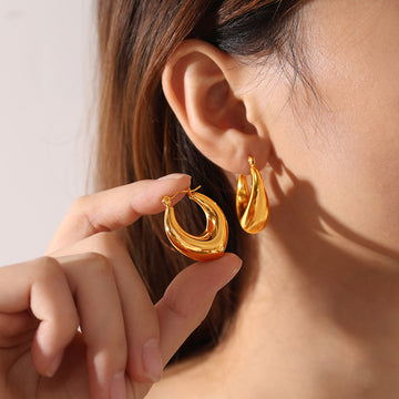 Gold C-Shaped Hoop Earrings – Simple & Versatile